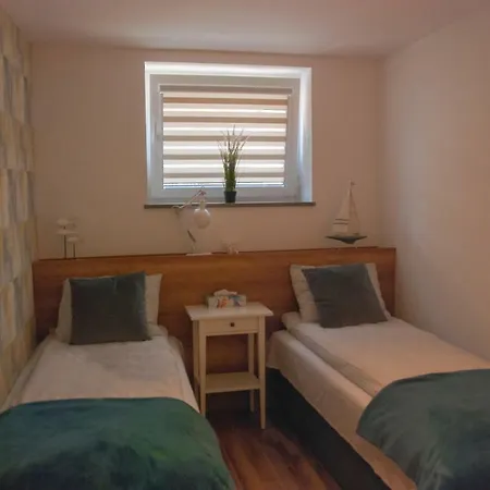 Boczna 5a Gościnne Pensjonat 3*