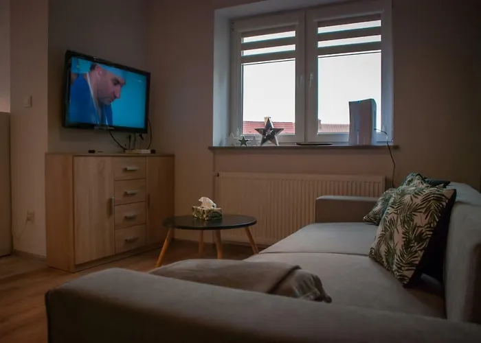 Boczna 5a Gościnne Pensjonat 3*