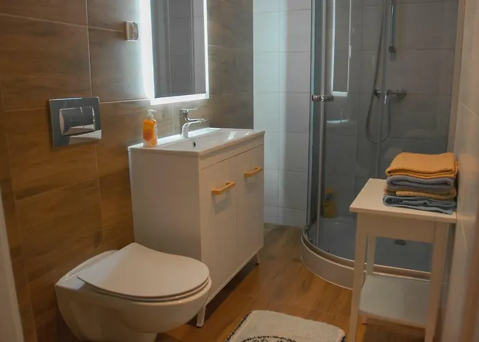 Boczna 5a Gościnne Szczawno-Zdroj