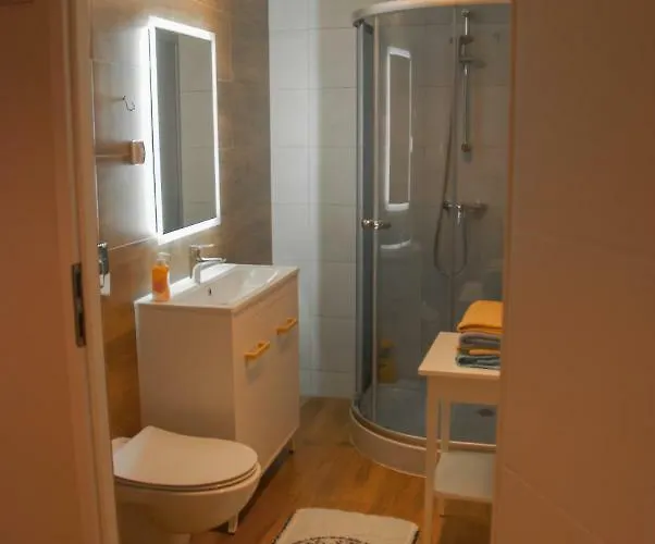 Boczna 5a Gościnne Pensjonat Szczawno-Zdroj